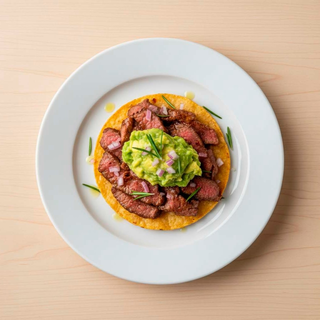 Bistec / Lean Beef Tostada