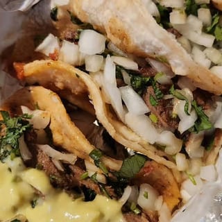 Lengua/ Beef Tongue Taco
